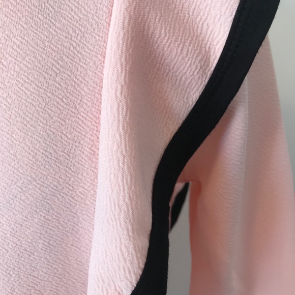 Pink long sleeve top with side lapels - Picture 4 of 8